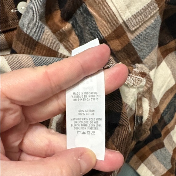 Aerie Plaid Button Up Top - Picture 3 of 3